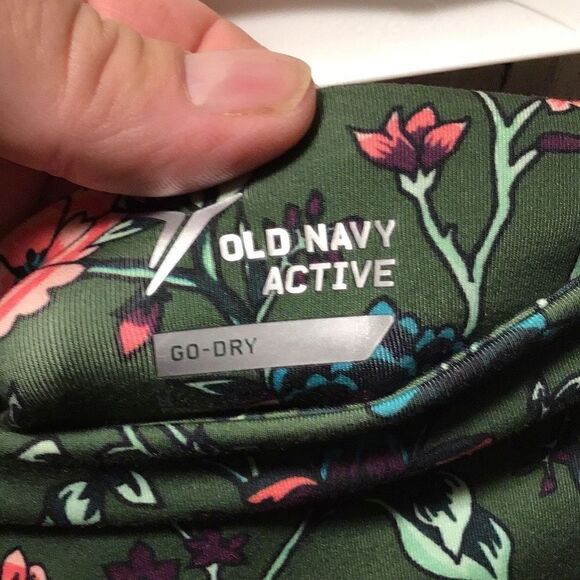 Leggings Old Navy stay dry, active wear size medium Like new  - Picture 5 of 6